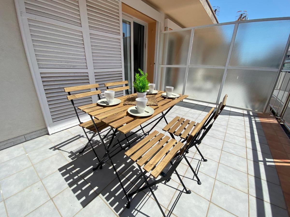 Apartamentos Ar Isern Blanes Eksteriør billede